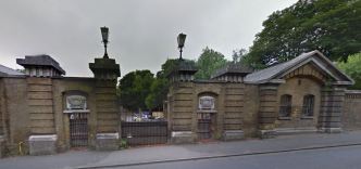 the-western-gate-of-beaumont-barracks-2015